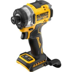 Atornillador de impacto a batería DeWalt DCF887B 20V Brushless realizando fijación de tornillos en estructura de madera